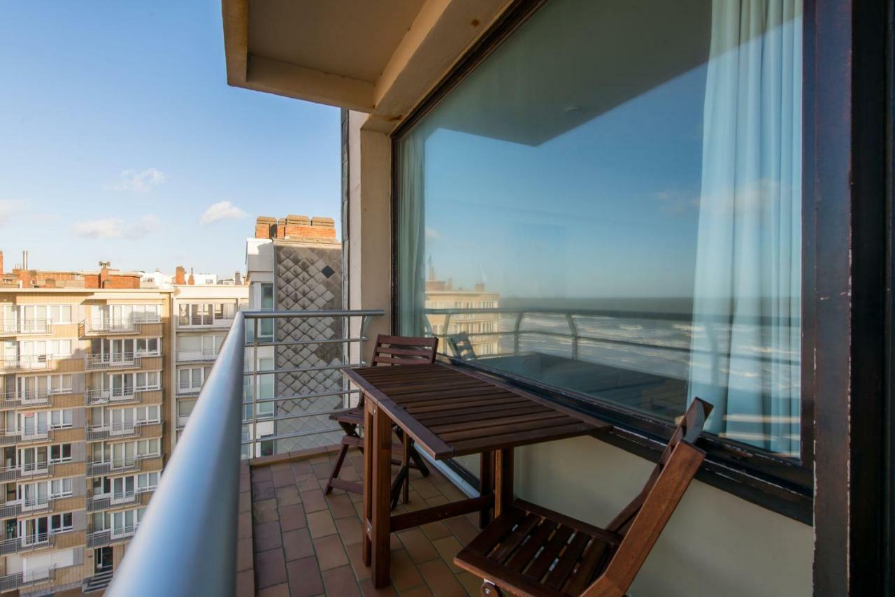 Cosy Studio With Sea View In Oostende Eksteriør billede
